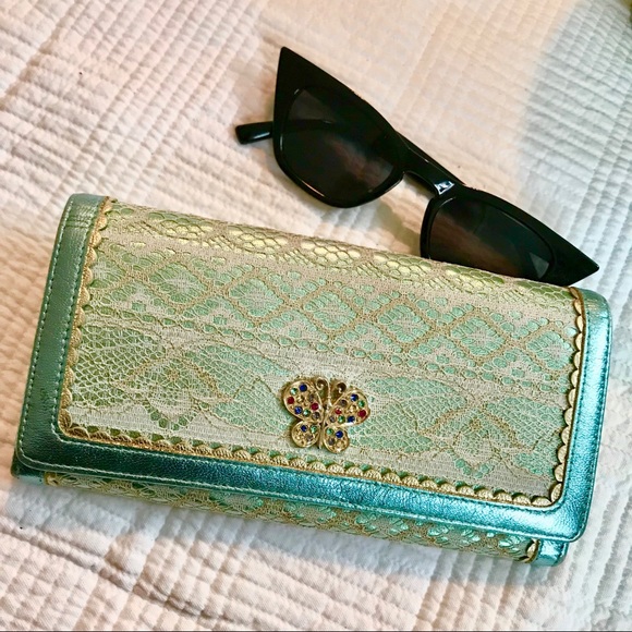 RARE 🦋 Vintage Anna Sui Butterfly Wallet - Picture 1 of 7